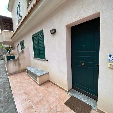 Vrclub - Villa Ridente Residence-3